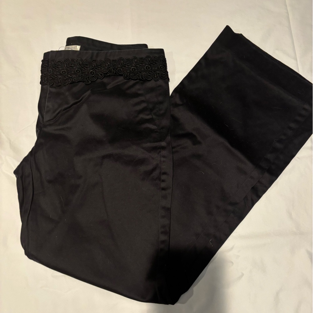 Old Navy Black Straight Leg Pants for Everyday Elegance
